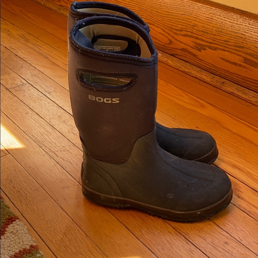 Bogs Boots youth size 5